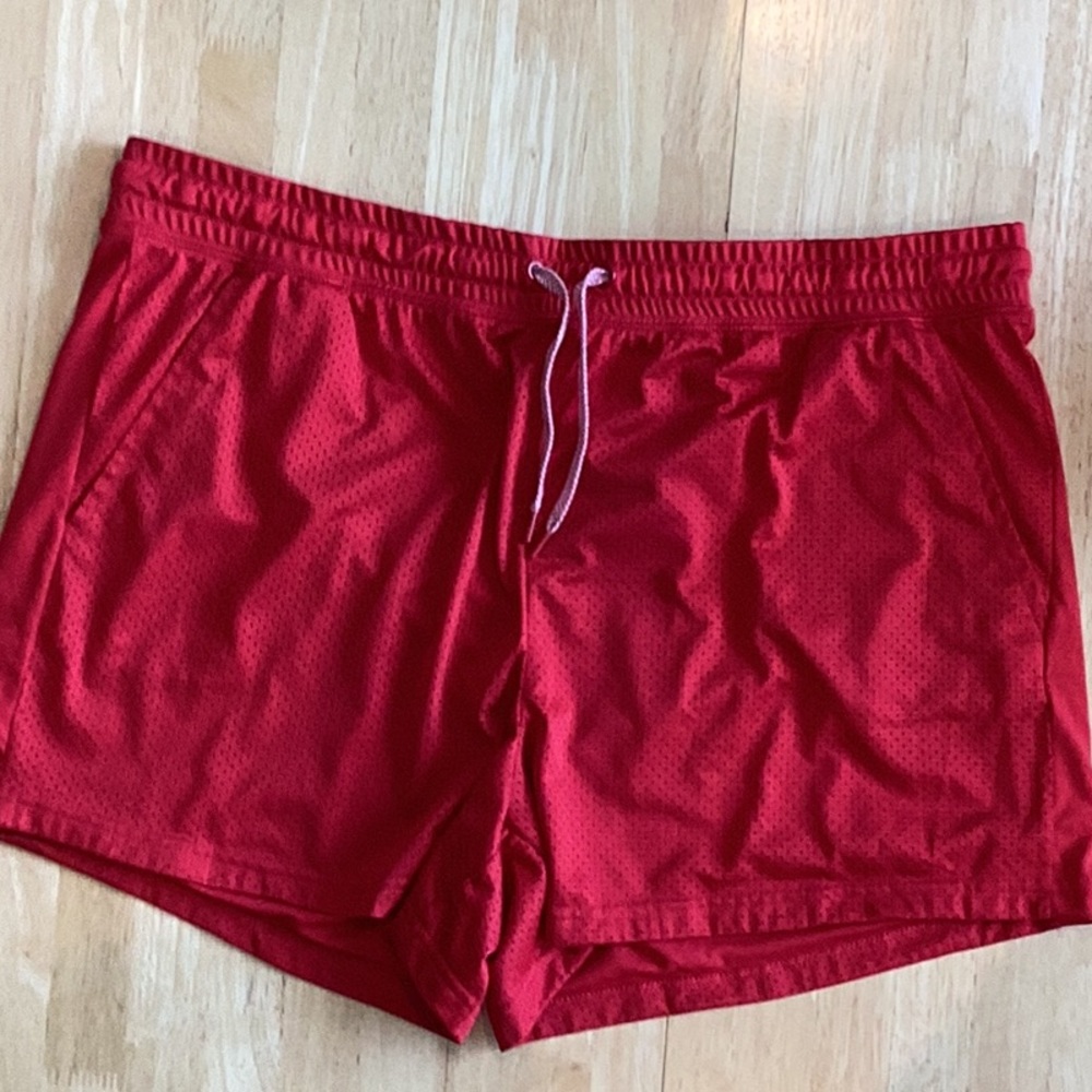 Athletic Works women shorts, Size XXL, NWOT. Super comfortable material.